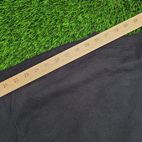 Whitney-Houston Sweatshirt Womens Large 22x26 Black - Picture 4 of 12